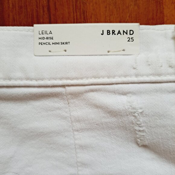 NEW J Brand Destructive White Mid-Rise Pencil Mini Skirt Size 25 - Picture 10 of 16